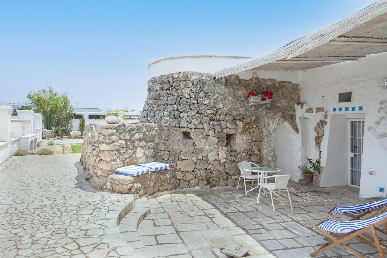 Trullo E Appartamenti Al Mare Torre San Giovanni Ugento Ngoại thất bức ảnh