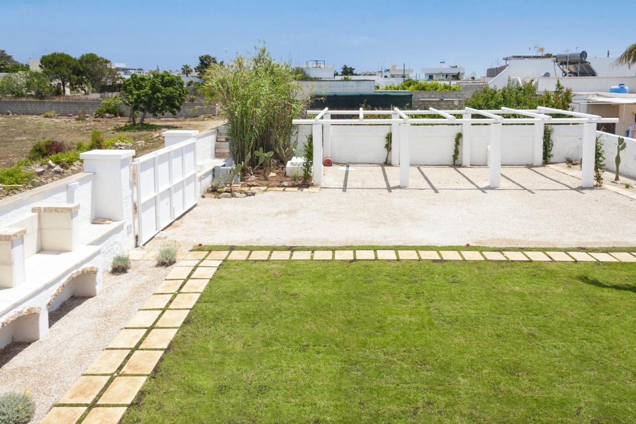 Trullo E Appartamenti Al Mare Torre San Giovanni Ugento Ngoại thất bức ảnh