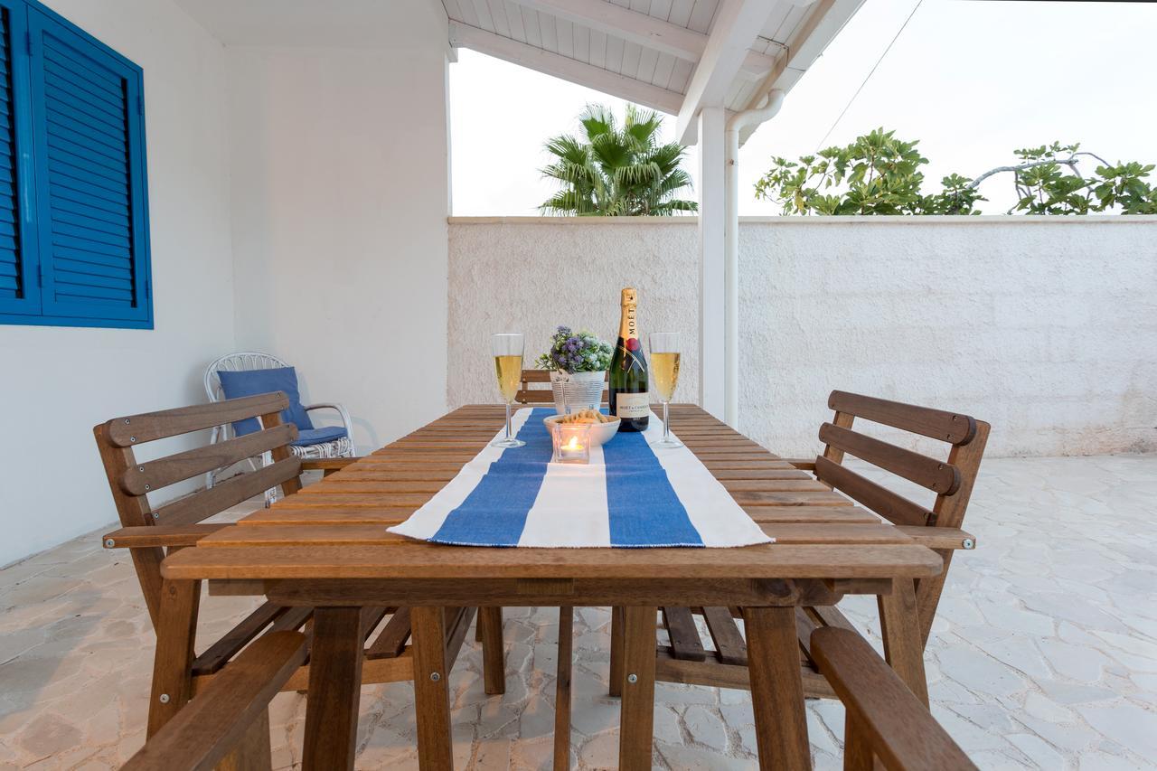 Trullo E Appartamenti Al Mare Torre San Giovanni Ugento Ngoại thất bức ảnh