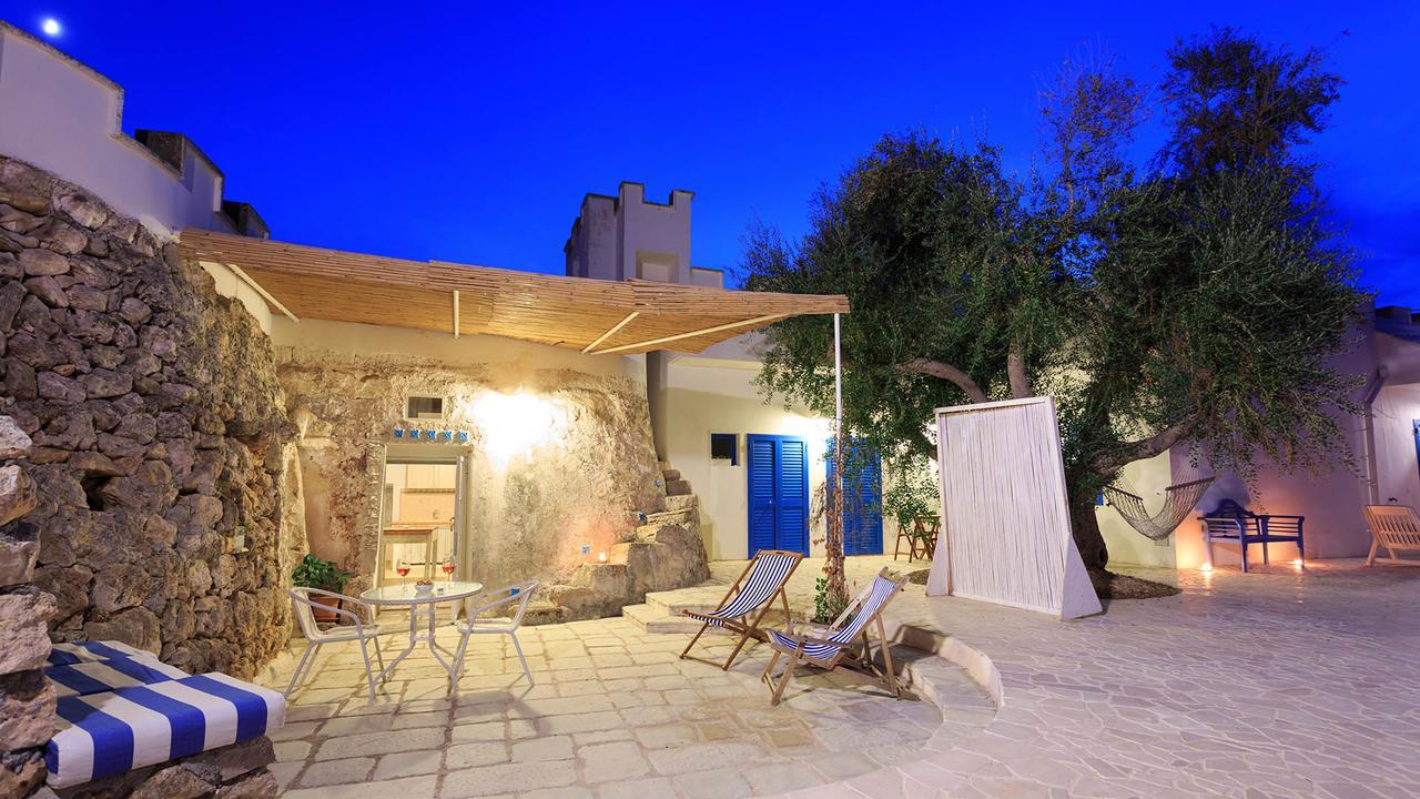 Trullo E Appartamenti Al Mare Torre San Giovanni Ugento Ngoại thất bức ảnh